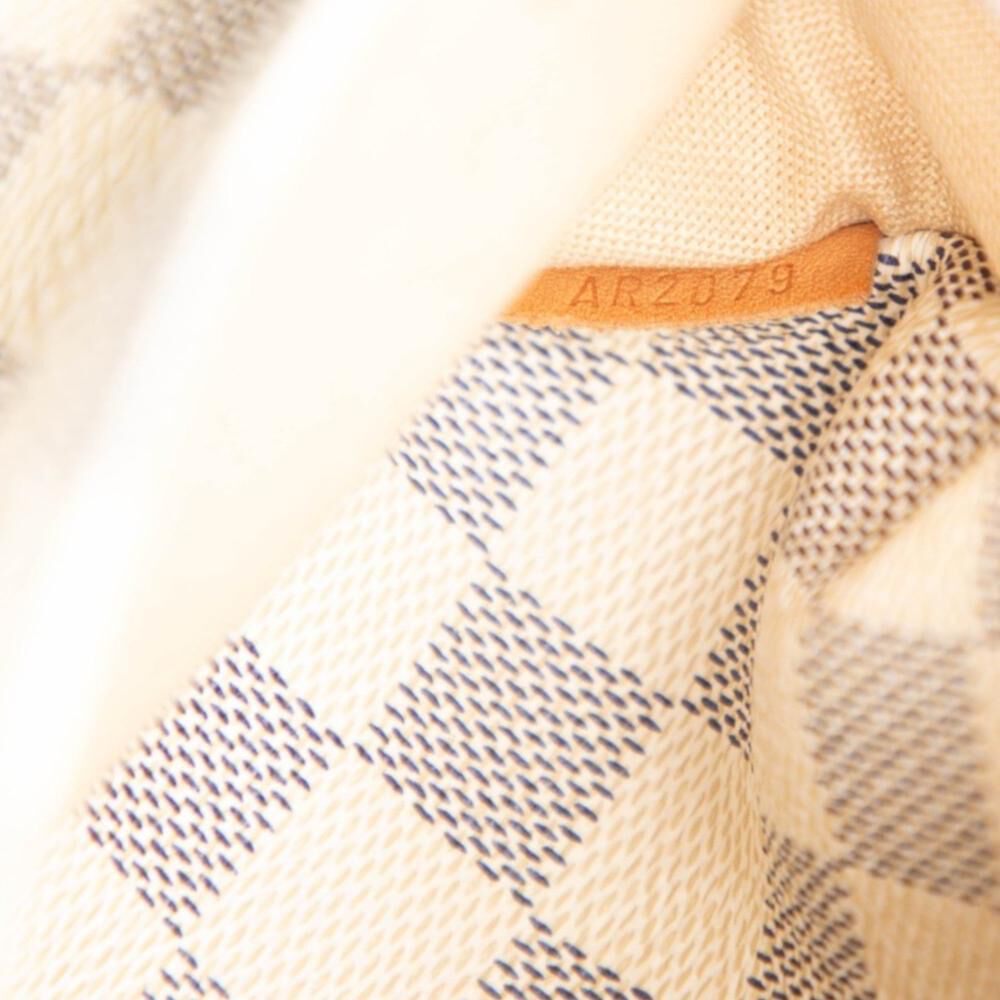 Louis Vuitton Totally