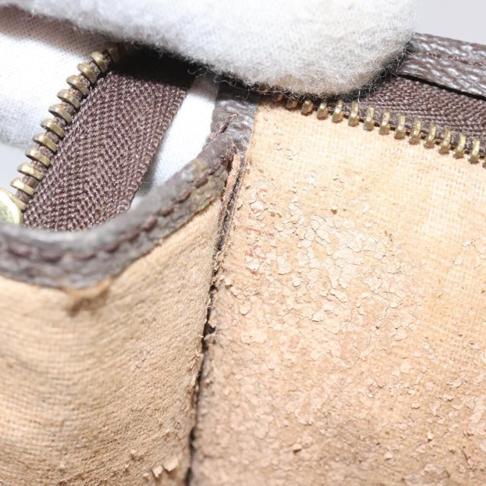 Louis Vuitton Poche Toilette