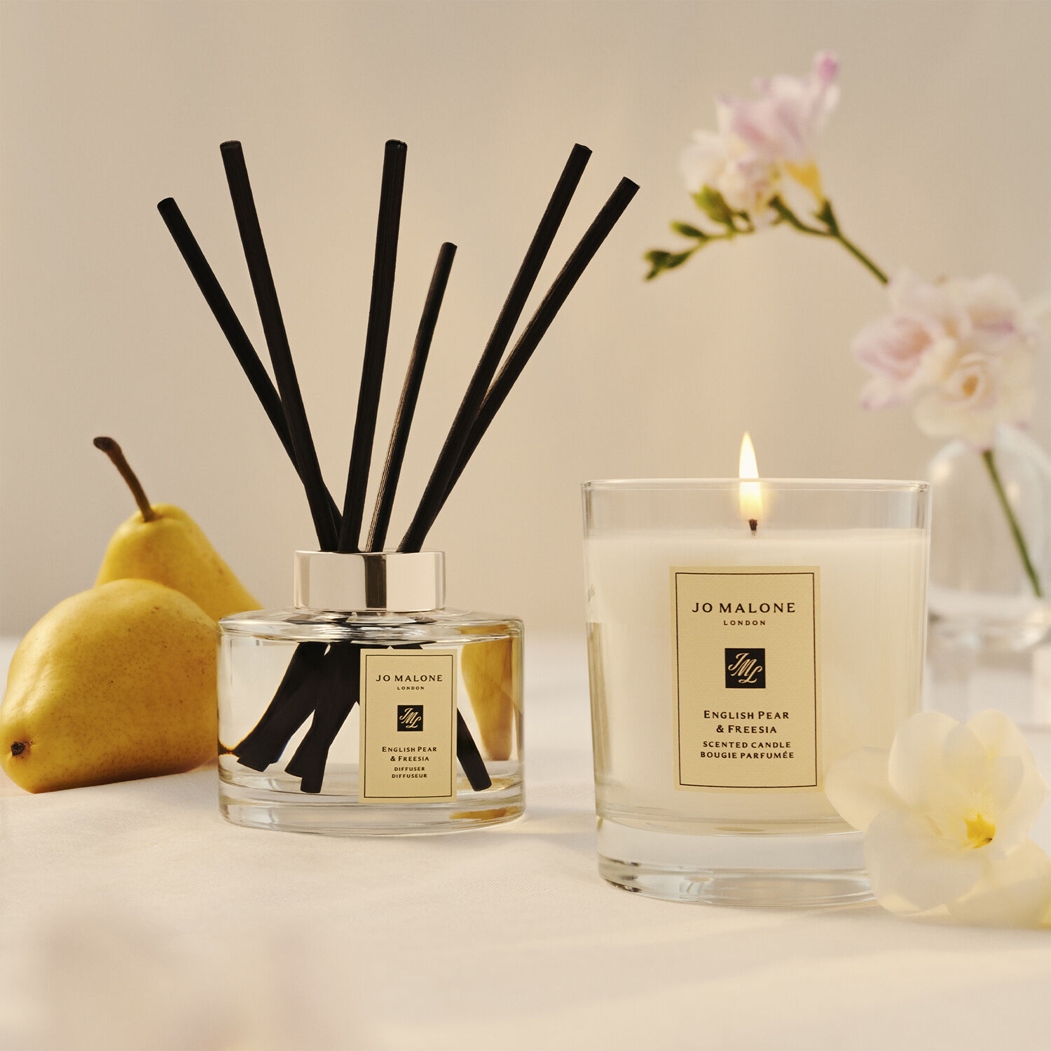 English Pear & Freesia Home Diffuser