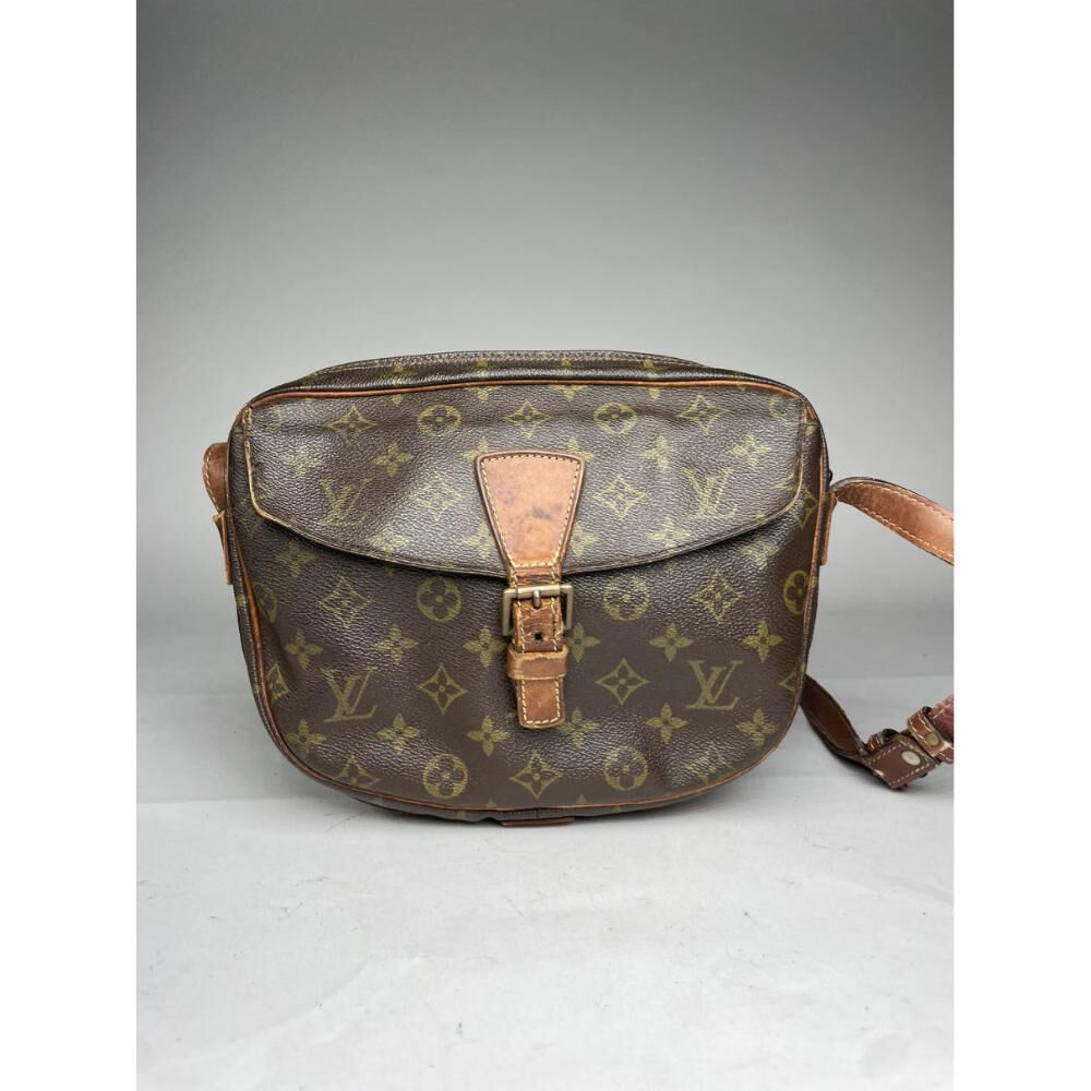 Louis Vuitton Shoulder Bags