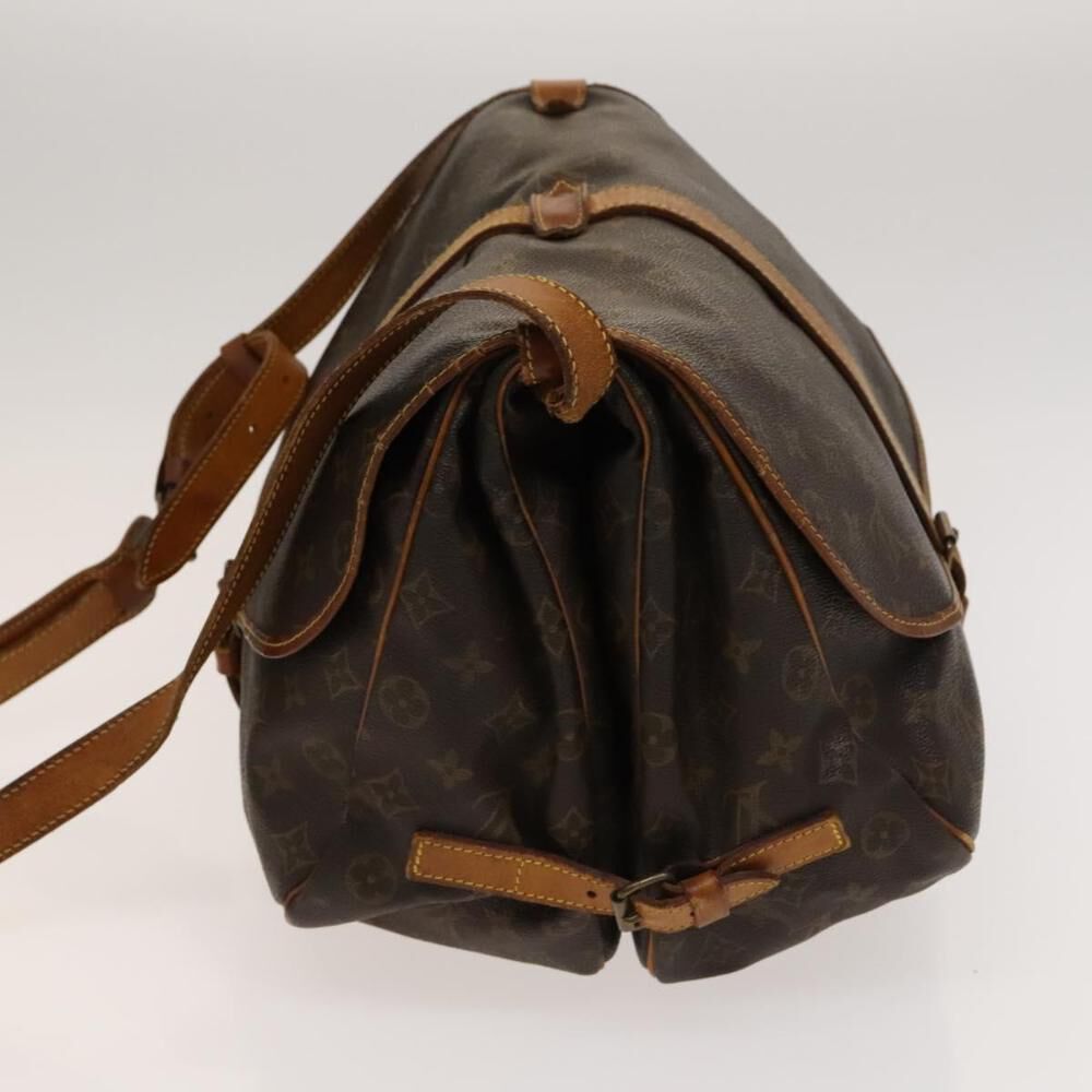 Louis Vuitton Saumur