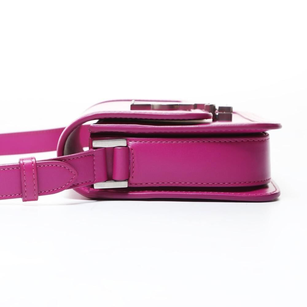 Yves Saint Laurent Shoulder Bag