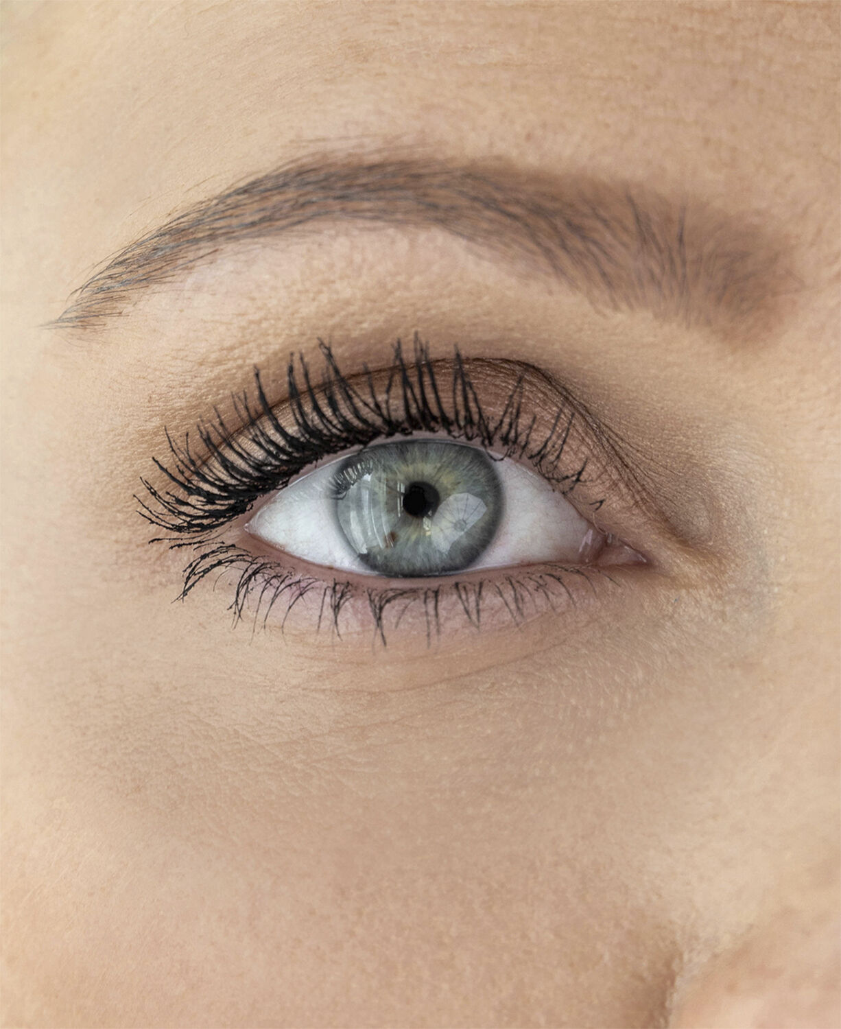 BEYOND - Volume & Curl Mascara Waterproof