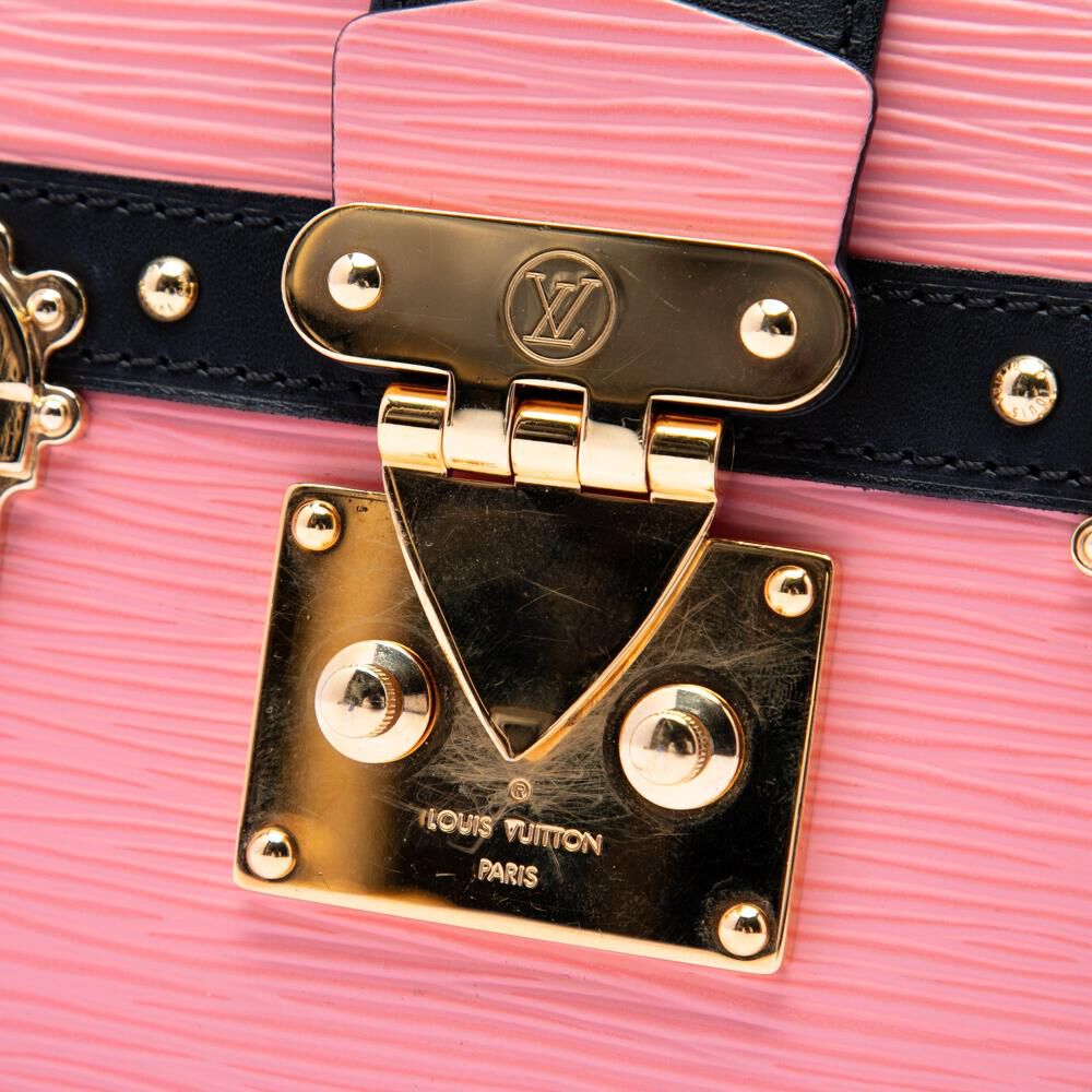 Louis Vuitton Clutch
