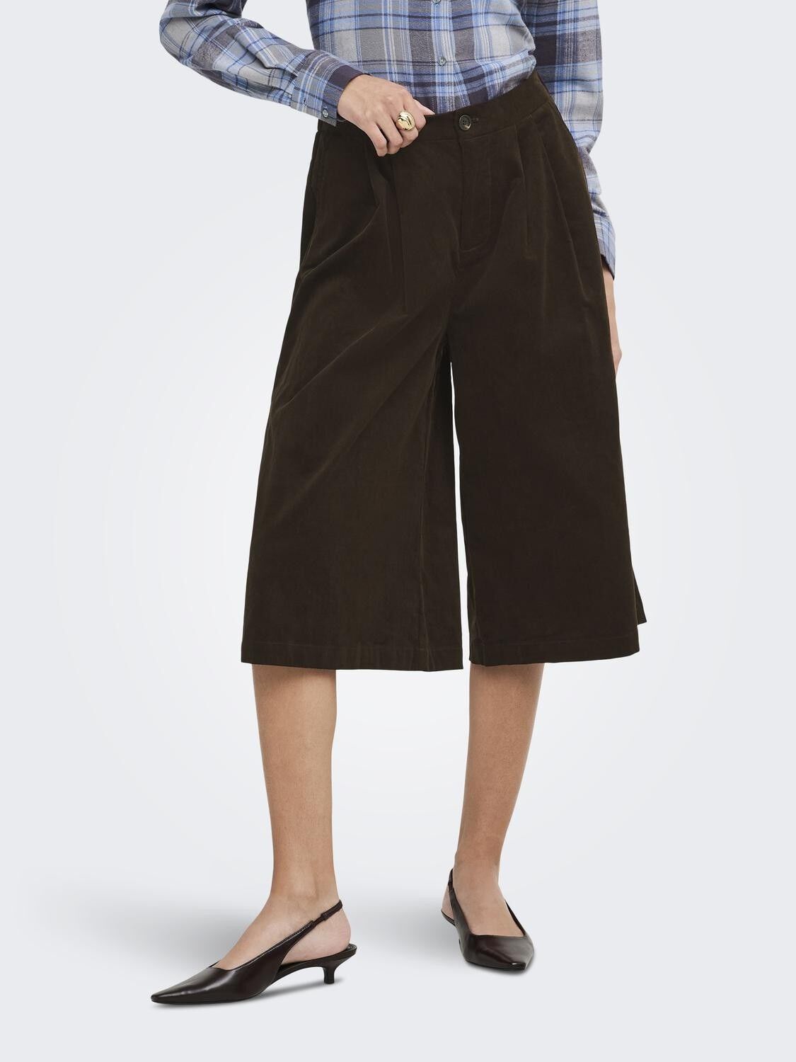 Onlcosta Hw Cord Bermuda Shorts Pnt