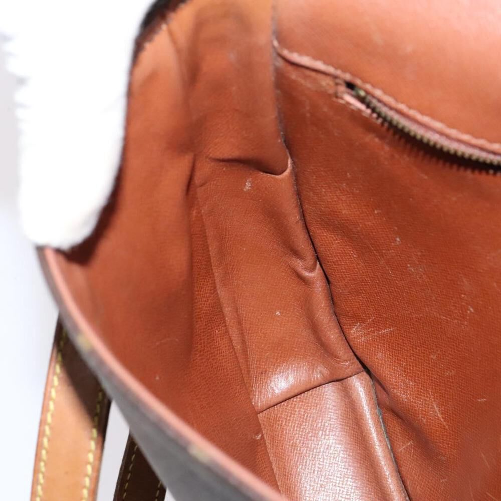 Louis Vuitton Chantilly