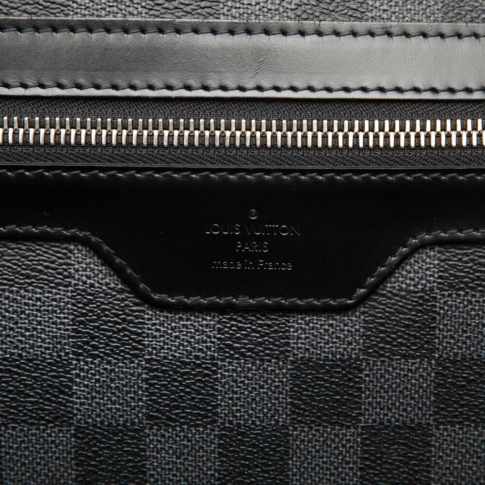 Louis Vuitton Messenger