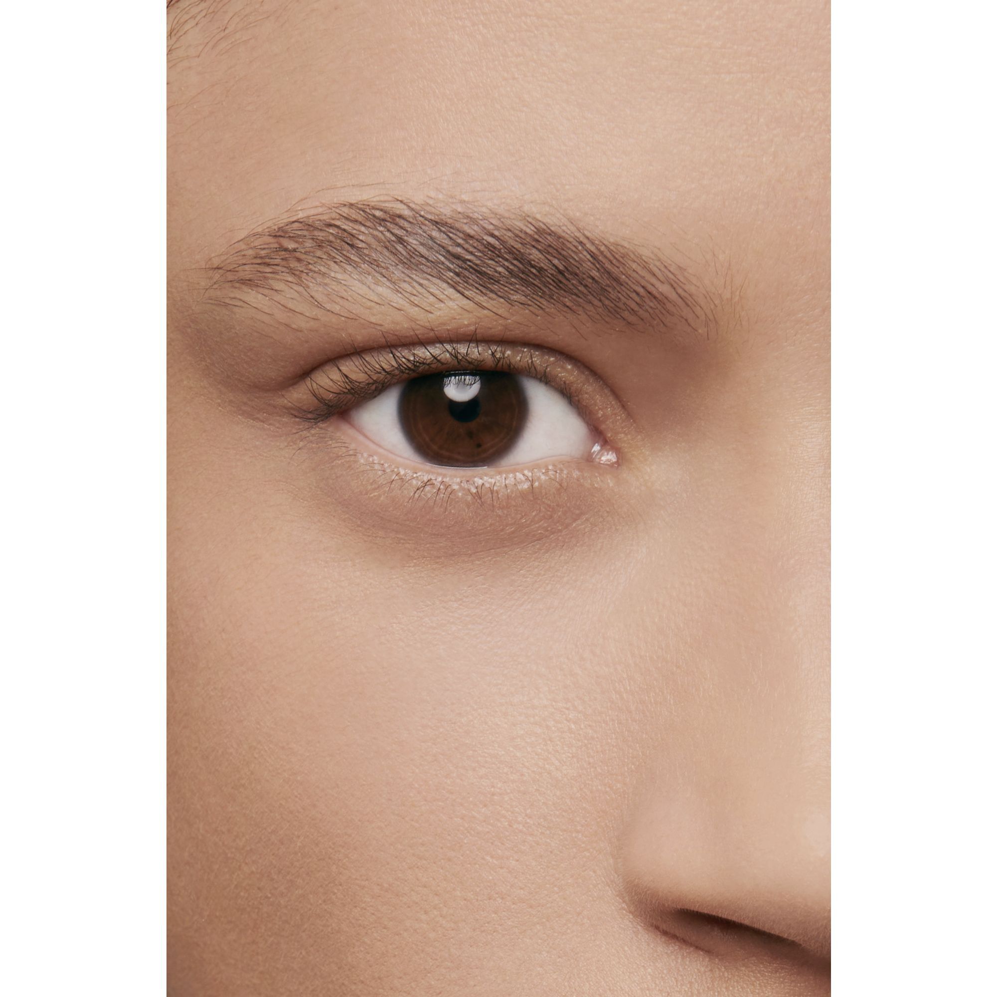 ULTRAWEAR  ALL-DAY COMFORT  FLAWLESS FINISH CONCEALER