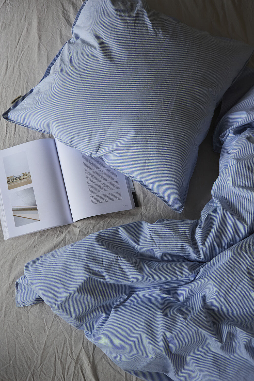 Senget&oslash;j - Milk Stripe