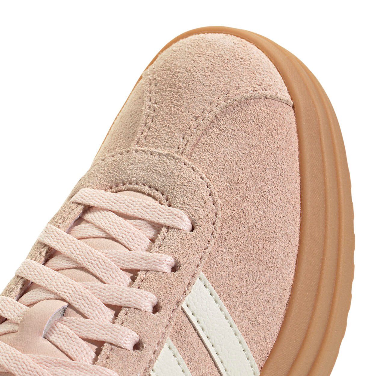 VL Court Bold Sneakers