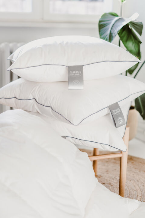 Magasin Sølv 3-Lags pude Mellem 60x63 cm.