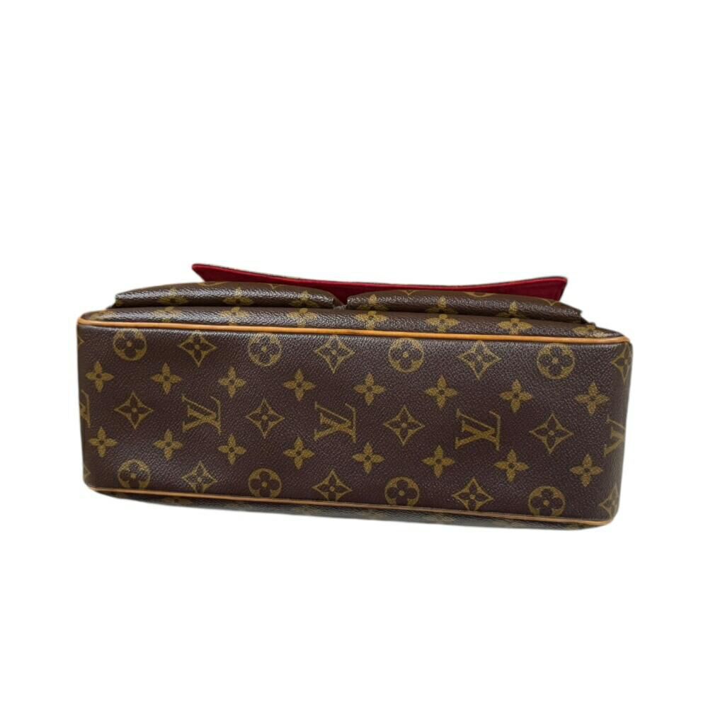 Louis Vuitton Shoulder Bags