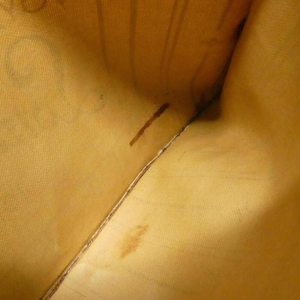 Louis Vuitton Neverfull