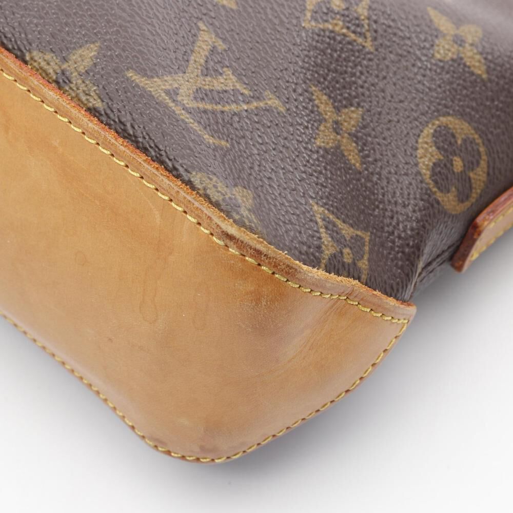 Louis Vuitton Shoulder Bags