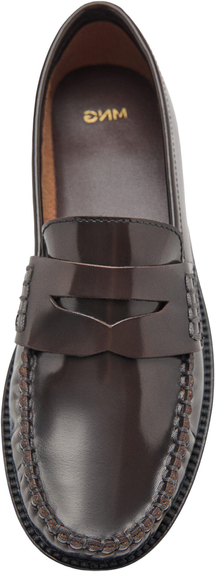 Gathered leather moccasin