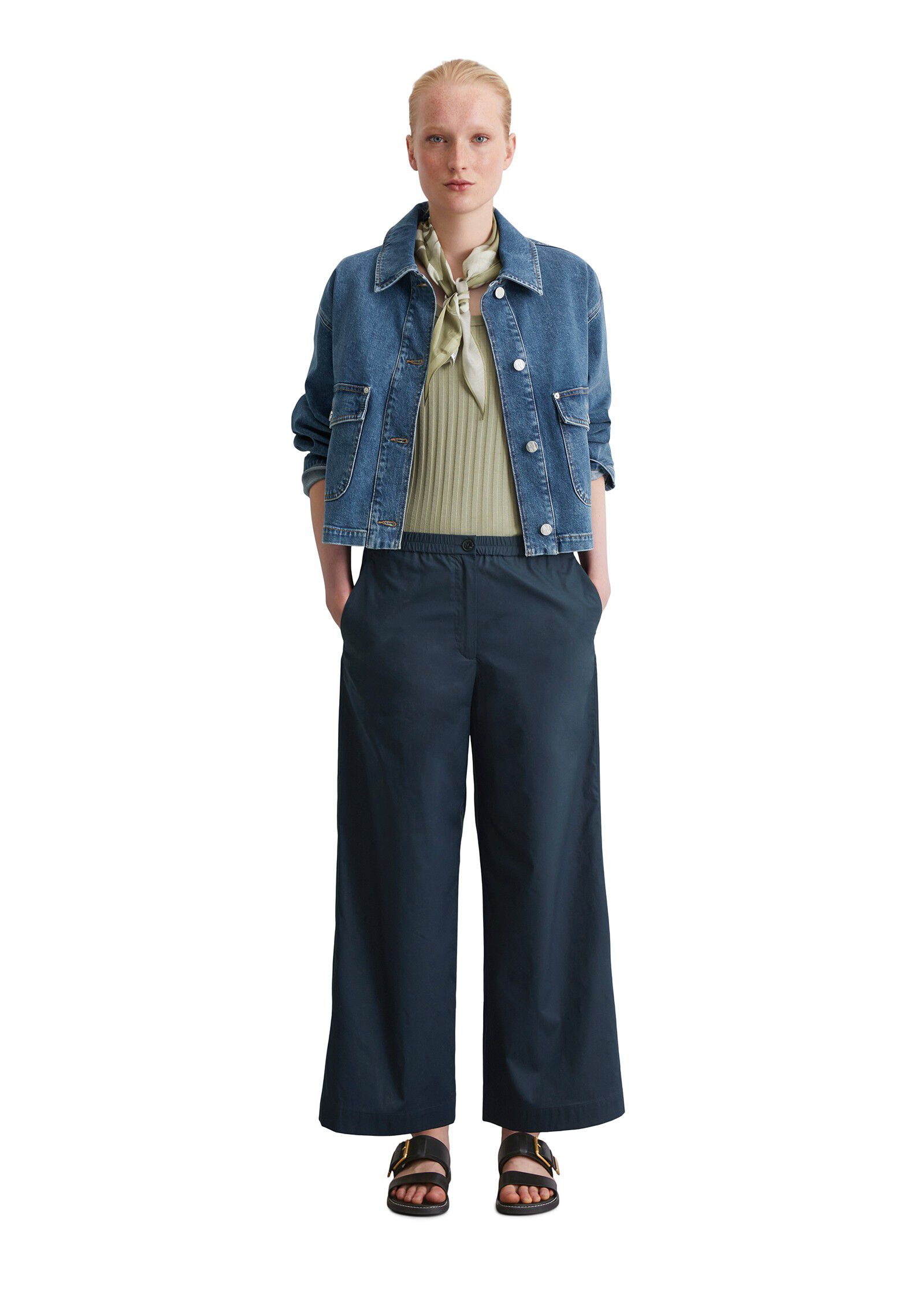 Pants, clean look, elastic waistban