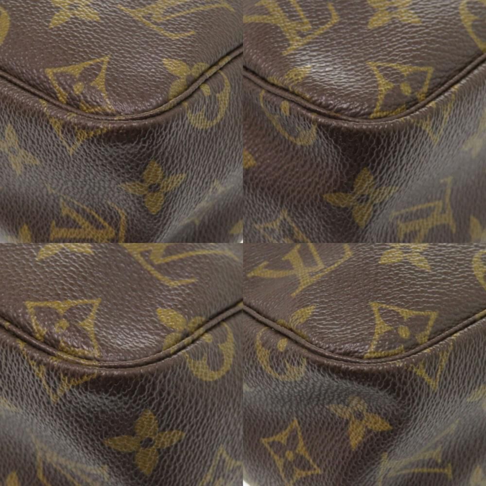 Louis Vuitton Clutch