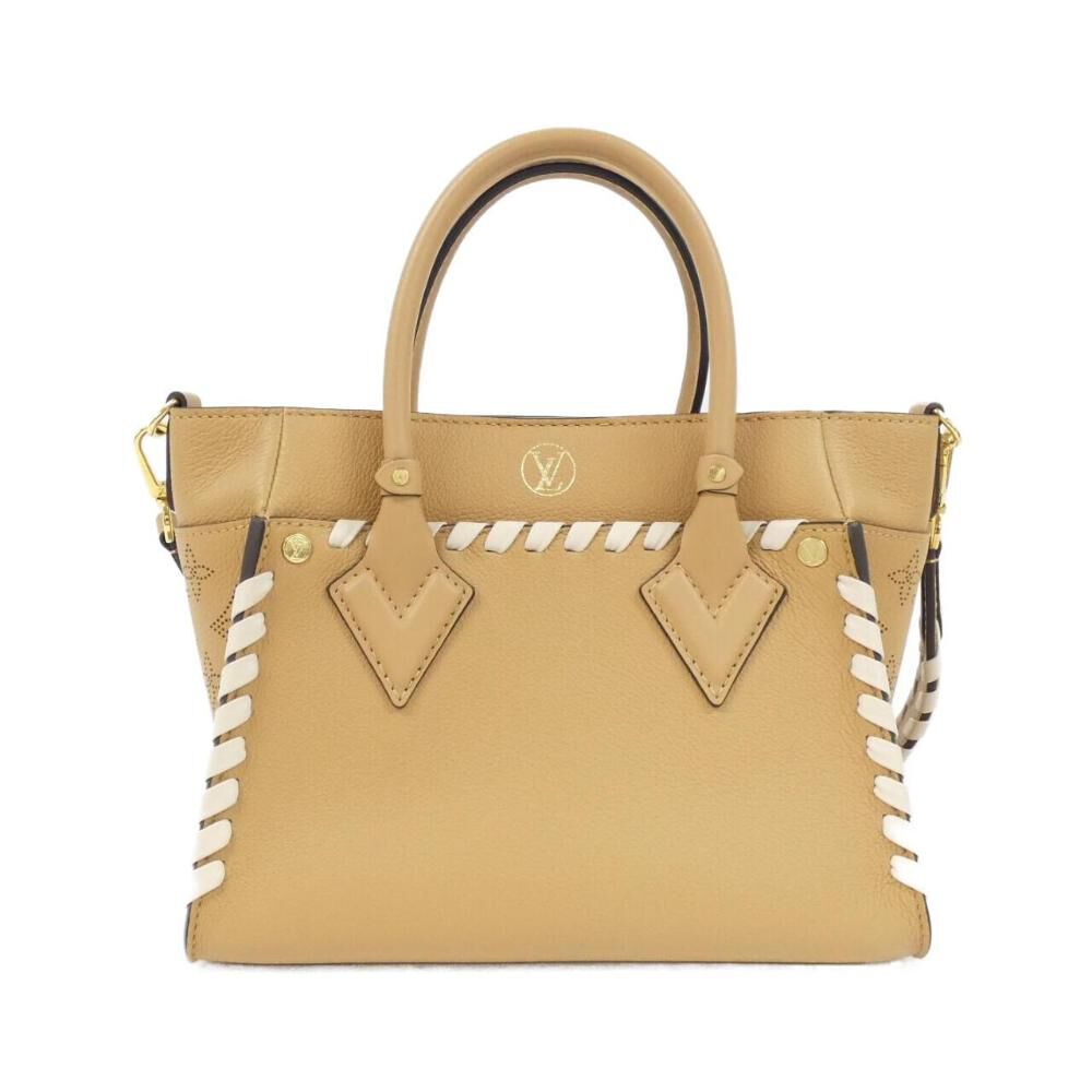 Louis Vuitton On My Side