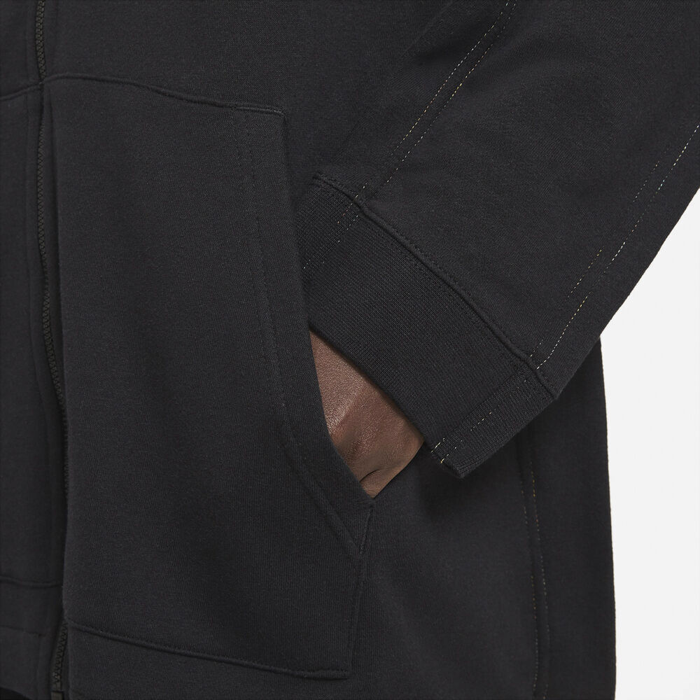 Sportswear h&aelig;ttetr&oslash;je