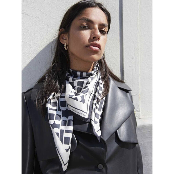 SilkBBscarf 90x90cm