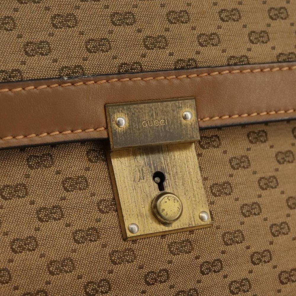 Gucci Clutch