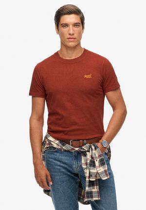 ESSENTIAL LOGO EMB TEE