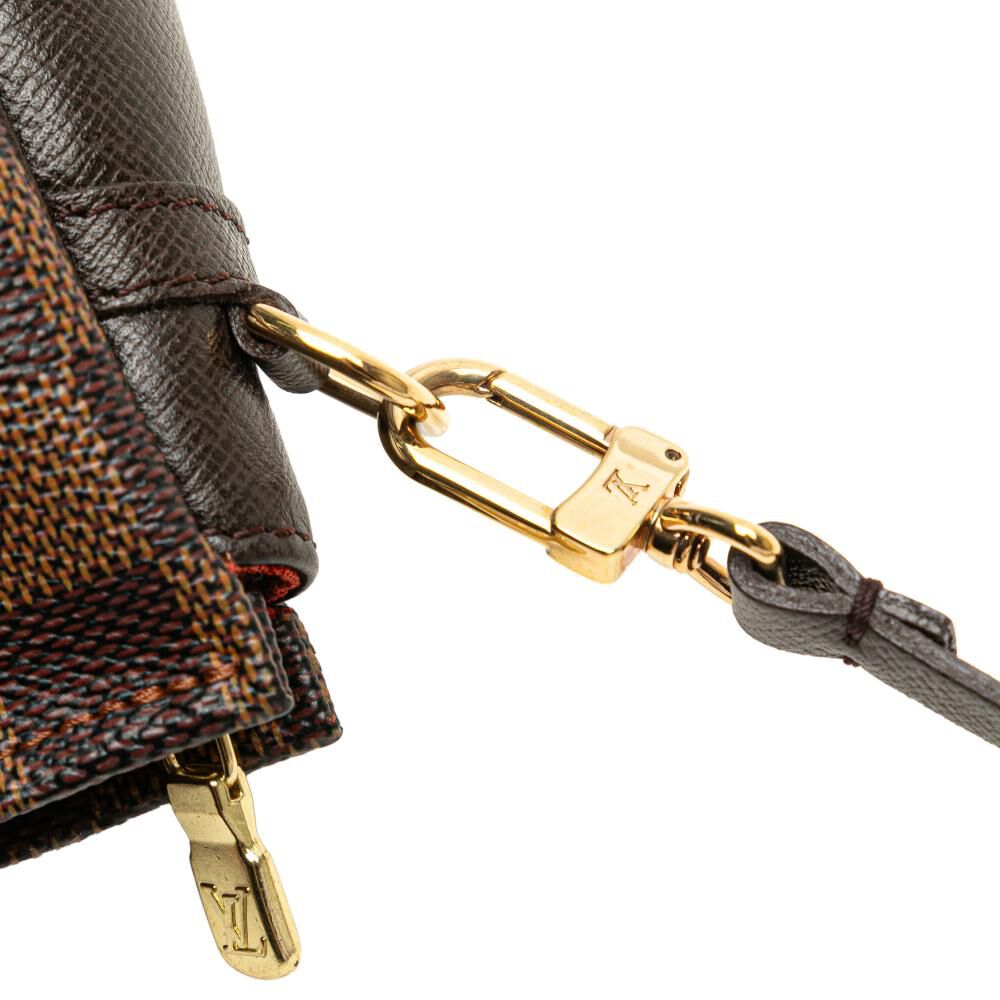 Louis Vuitton Shoulder Bags