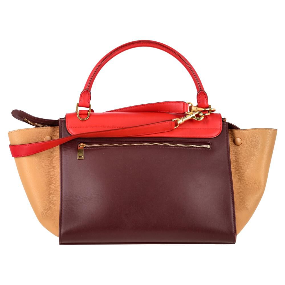 C&eacute;line Trapeze