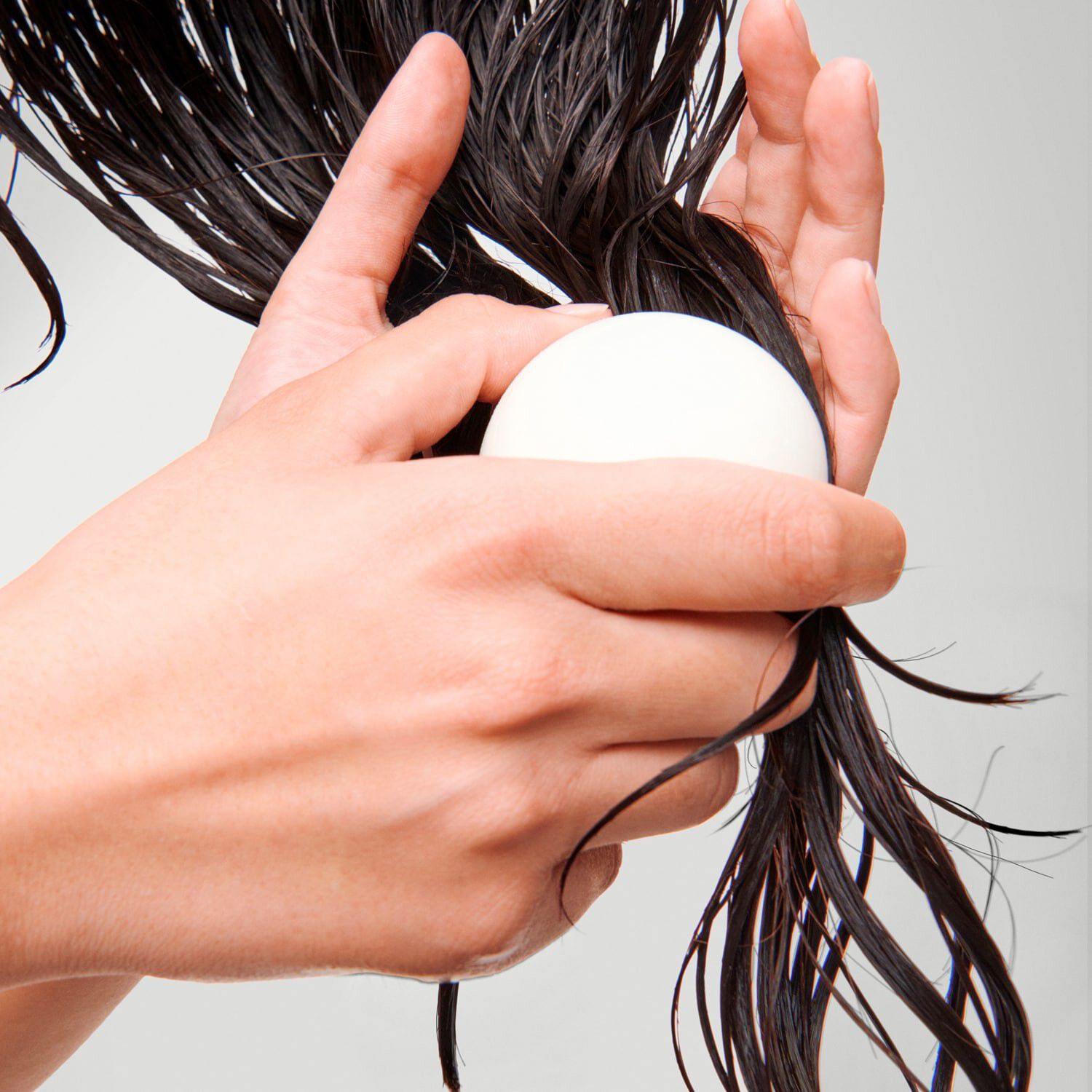 H&aring;rbalsam i fast form - Plejende udredning