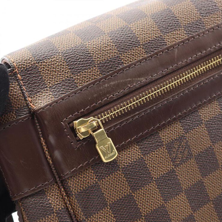 Louis Vuitton Bastille