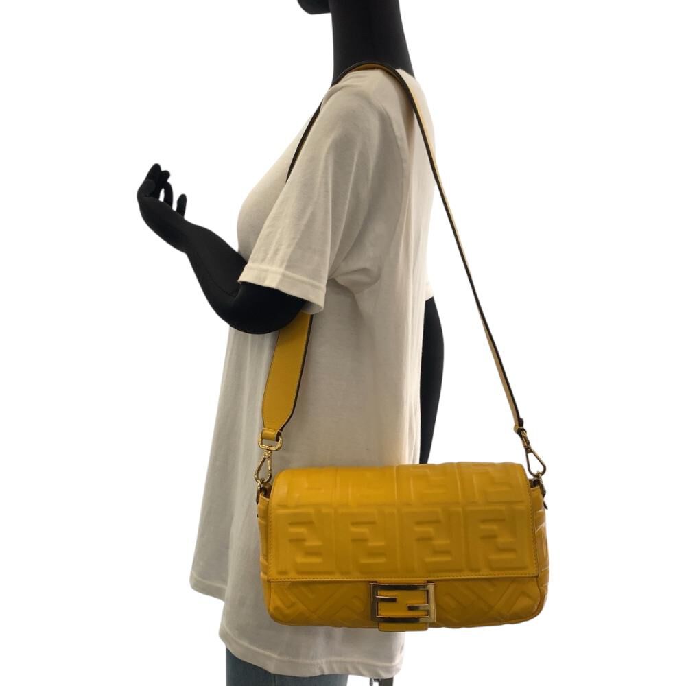 Fendi Baguette Mamma