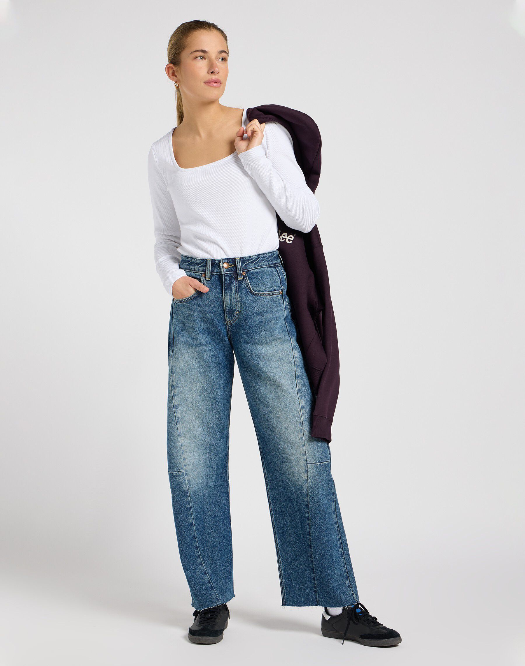 RIDER_BARREL GOING_FORWARD