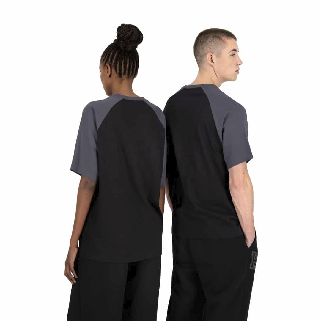 Champion X Stranger Things Hawkins Raglan T-shirt