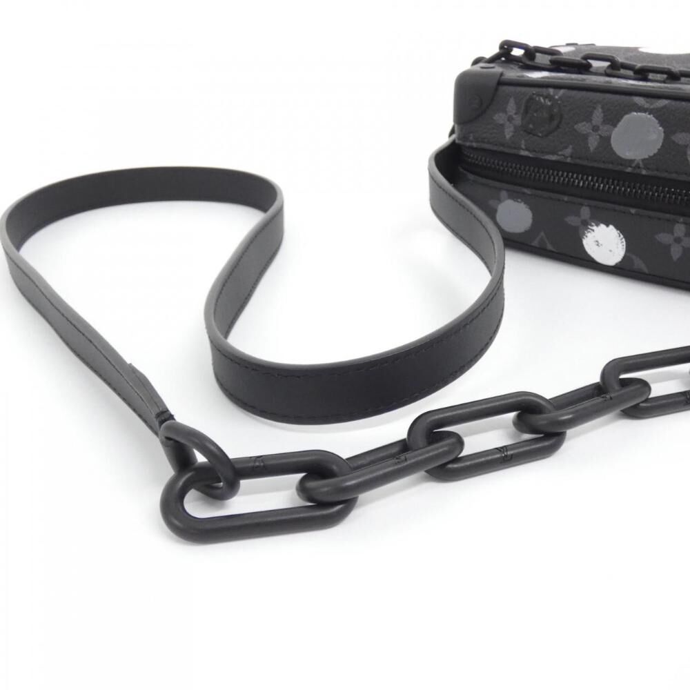 Louis Vuitton Shoulder Bags