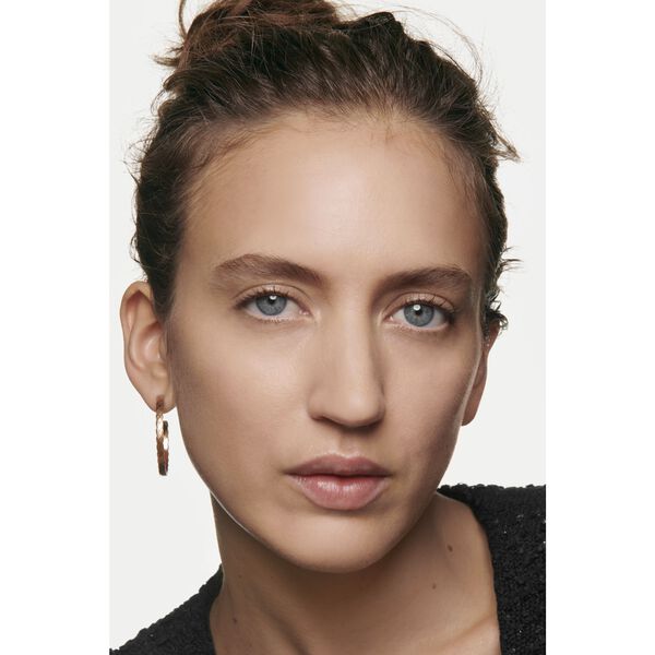 Ultimate Radiance-Generating Cream Foundation