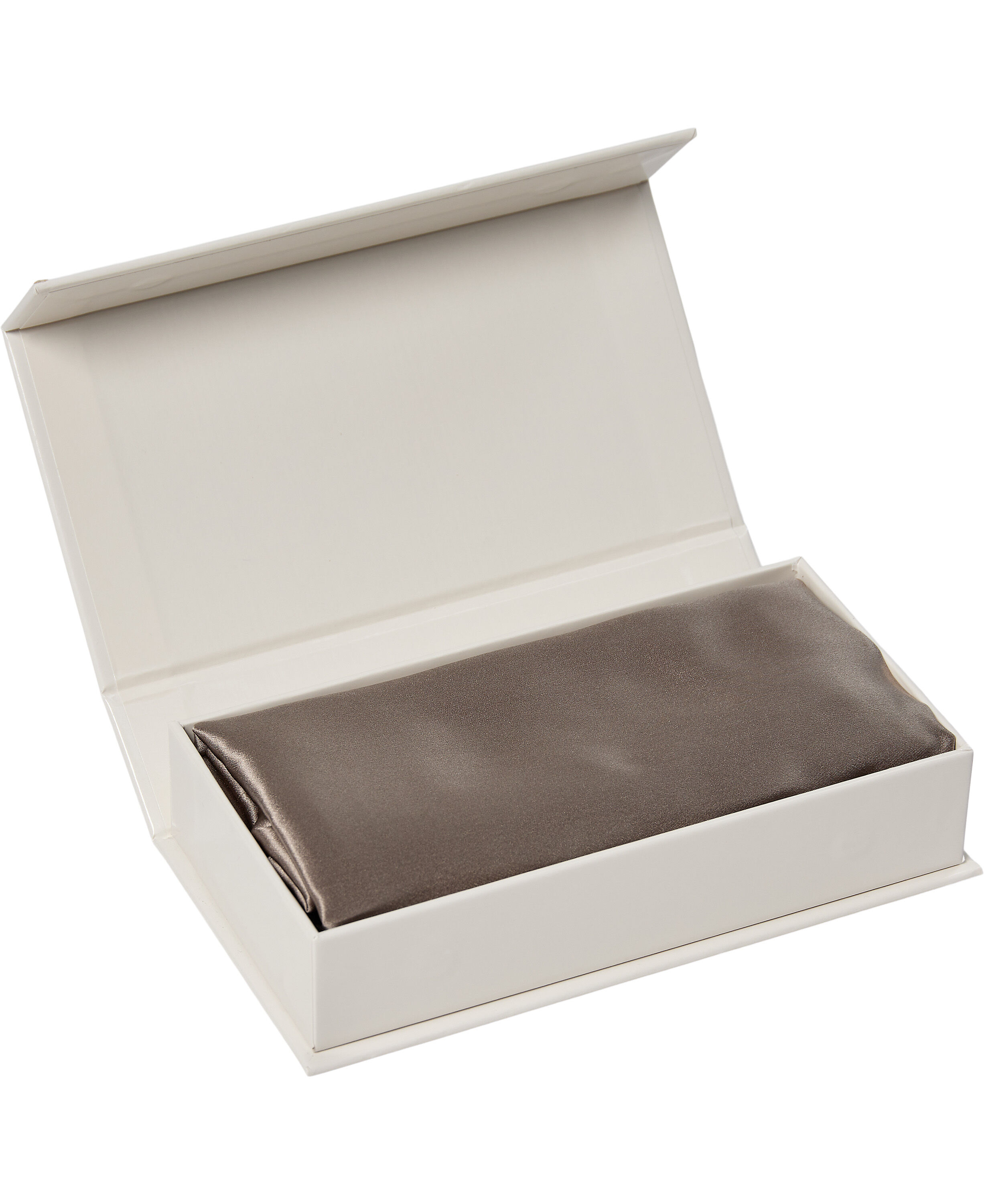 Silke pudebetr&aelig;k med lynl&aring;s, 100 % morb&aelig;rsilke, 60x63 cm, m&oslash;rk beige