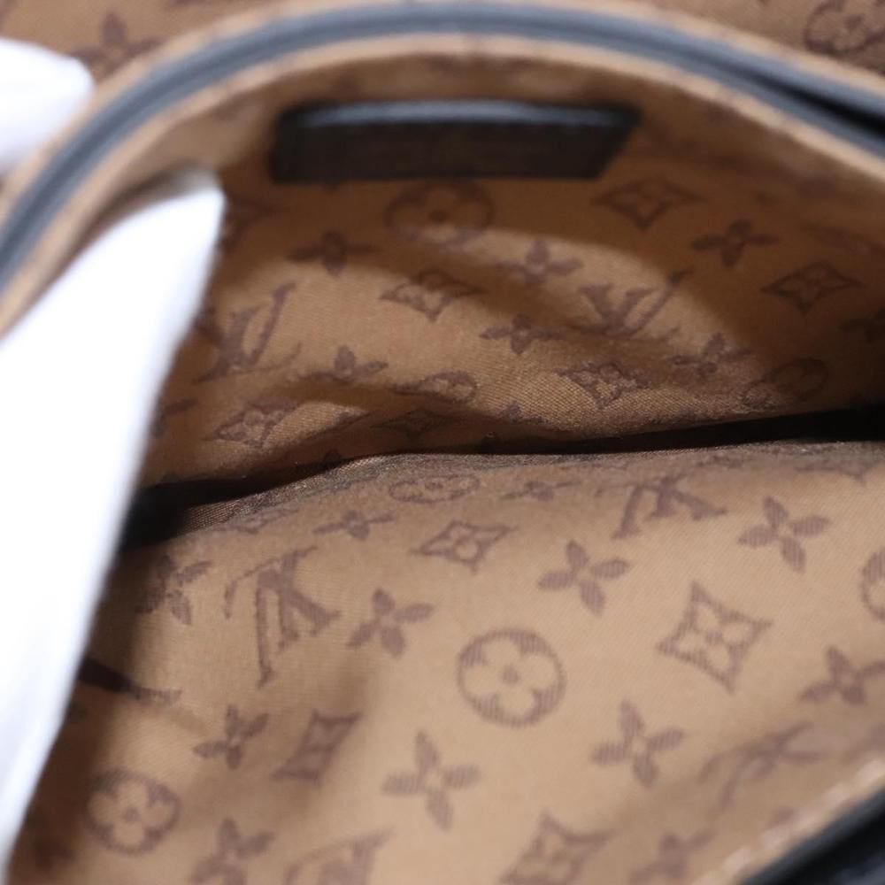 Louis Vuitton Crossbody Bag