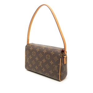Louis Vuitton Recital