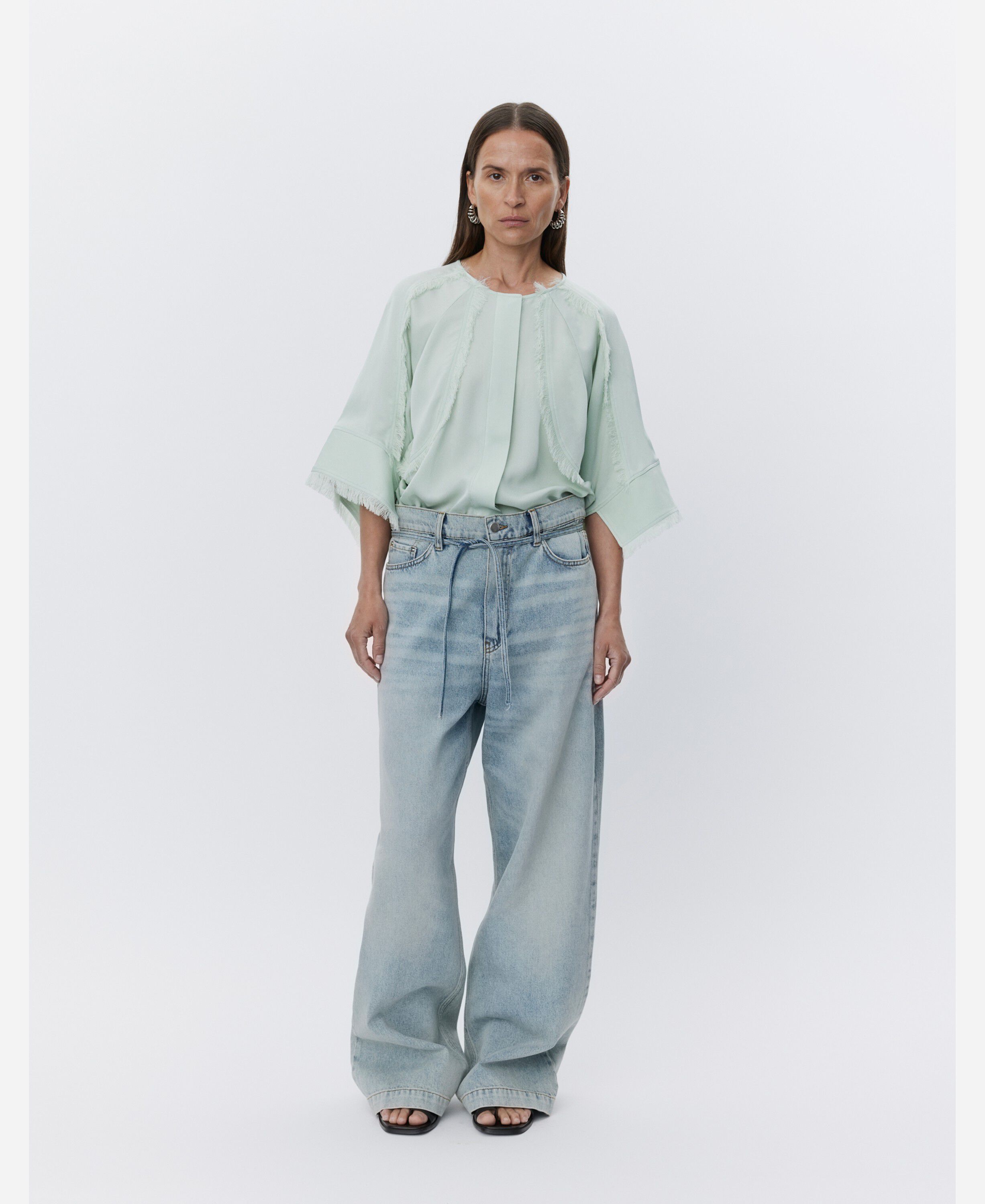 Zelie - Matte Crepe
