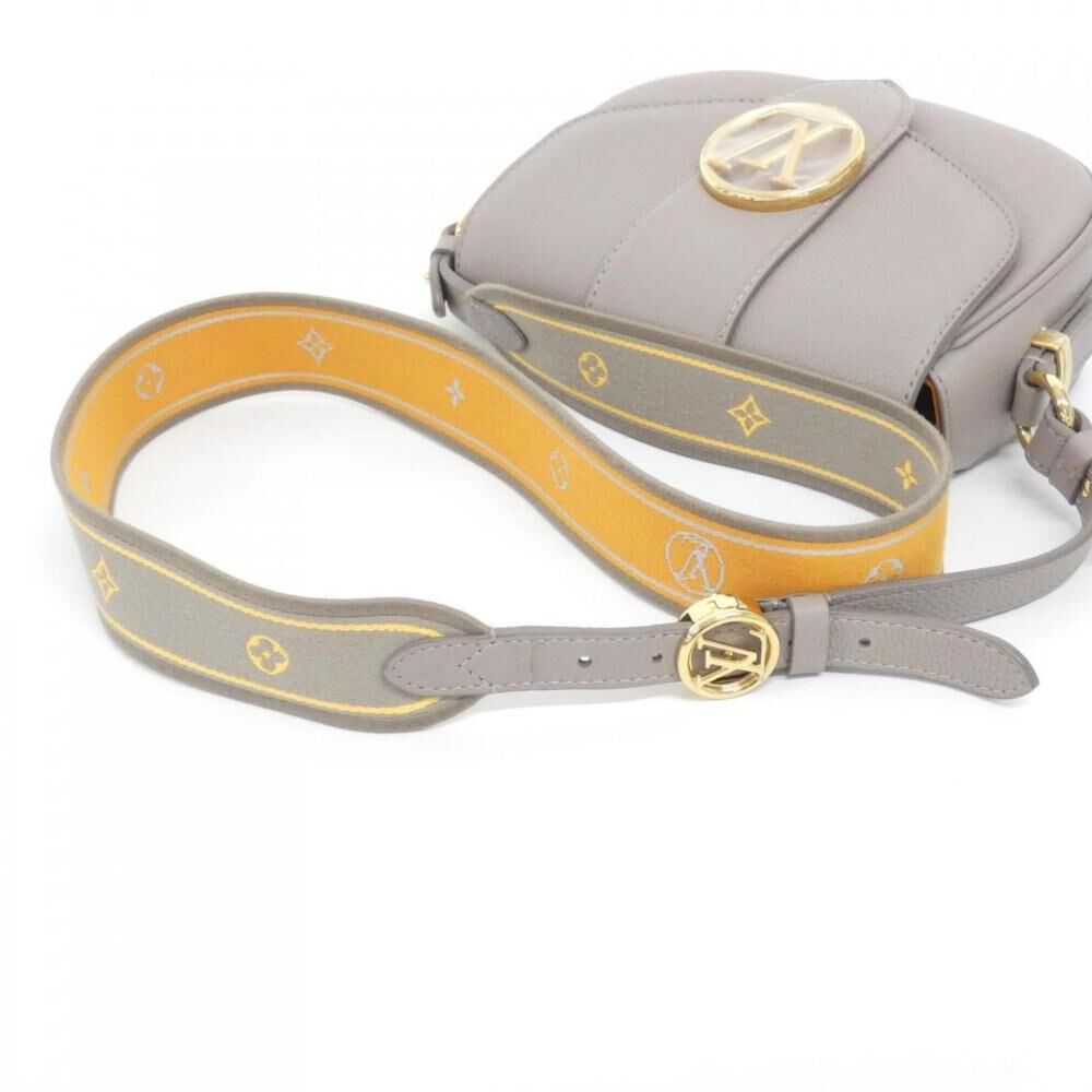 Louis Vuitton Shoulder Bags