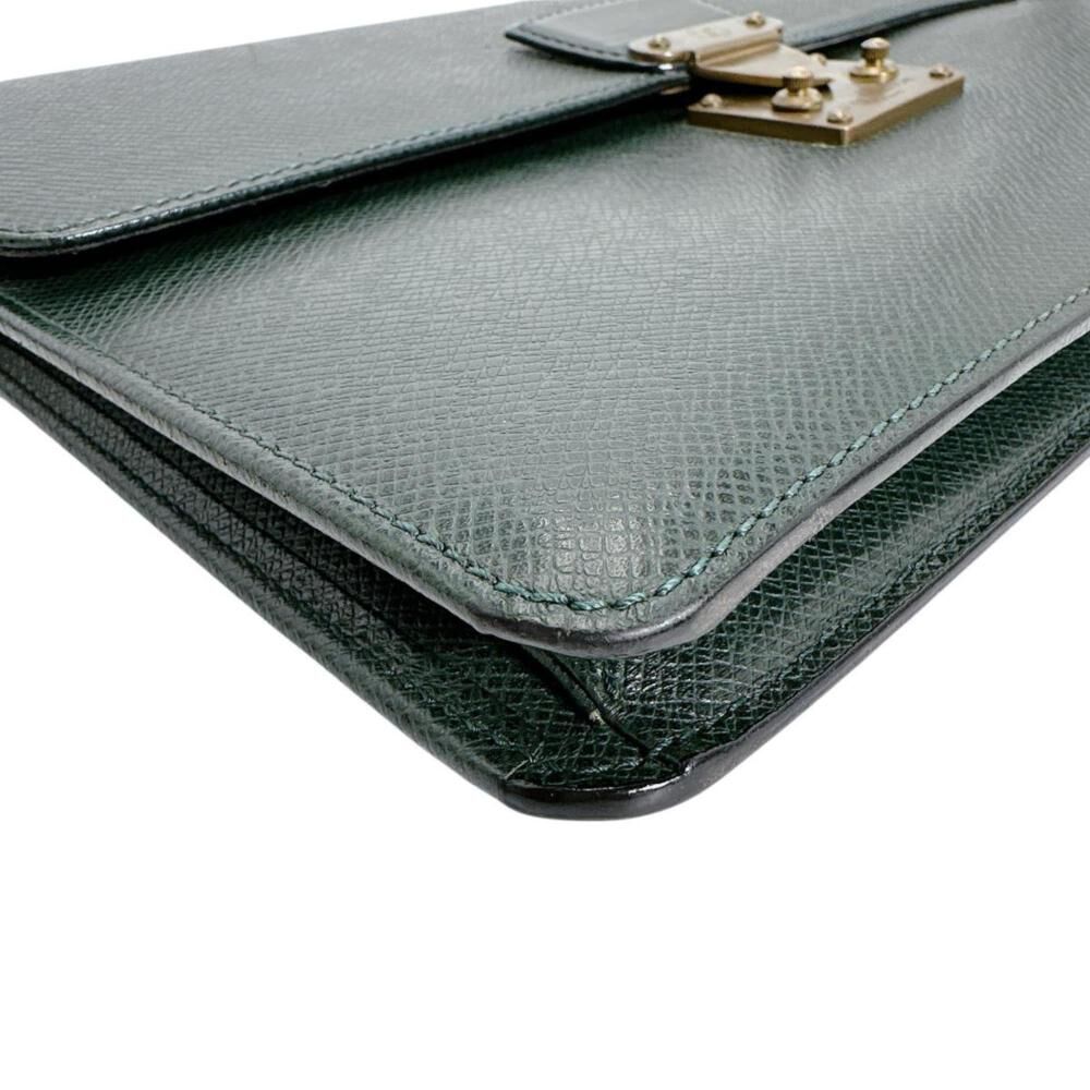 Louis Vuitton Clutch