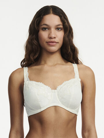 Mary Very covering underwired bra