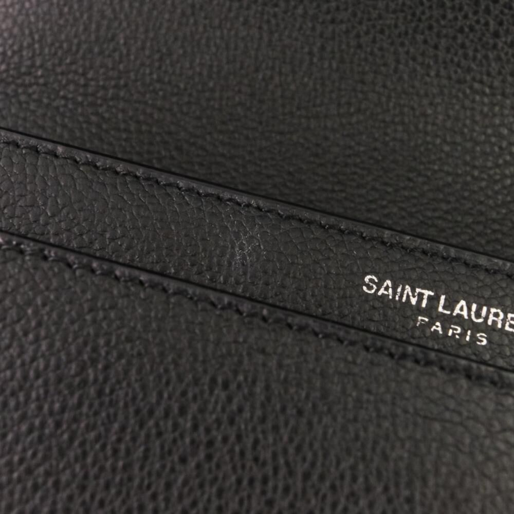 Yves Saint Laurent Shoulder Bag