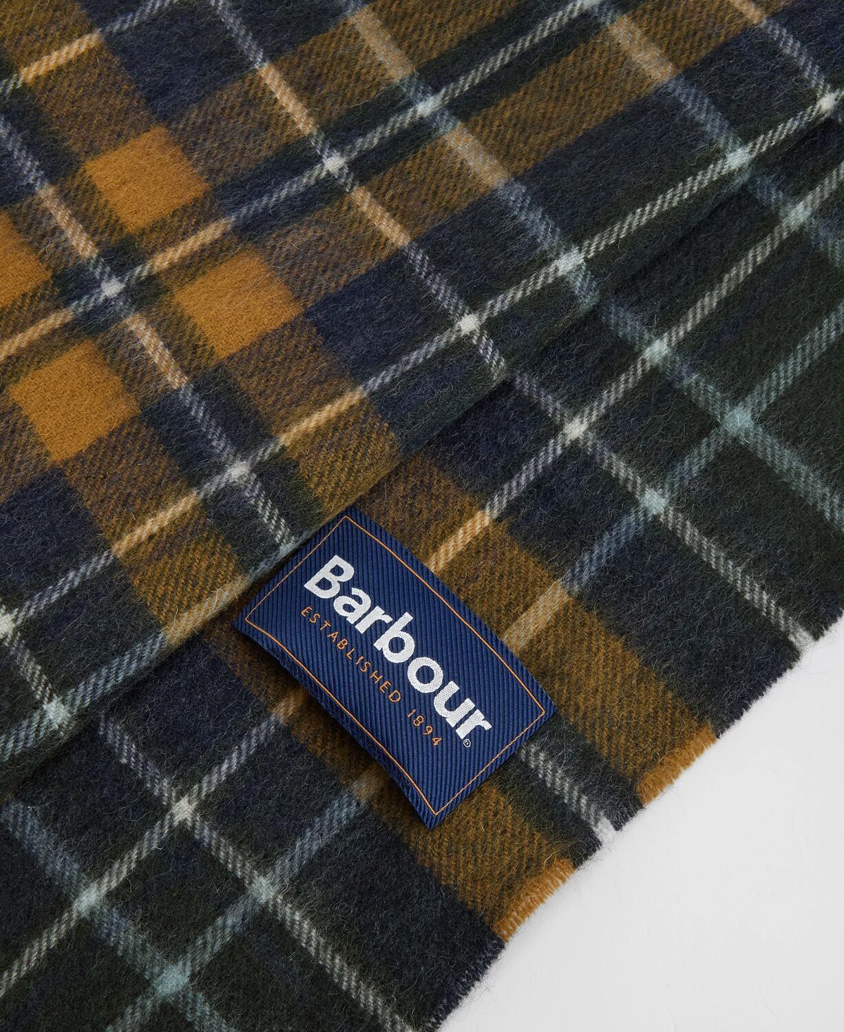 Barbour New Check Scar