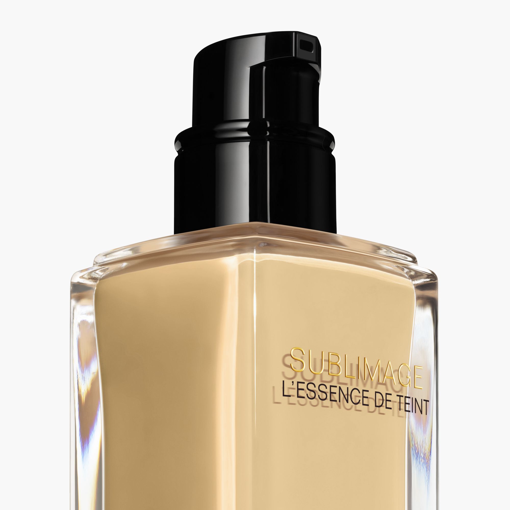 ET ULTIMATIVT FOUNDATIONSERUM FOR MERE UDSTR&Aring;LING