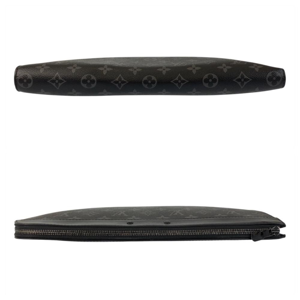 Louis Vuitton Clutch