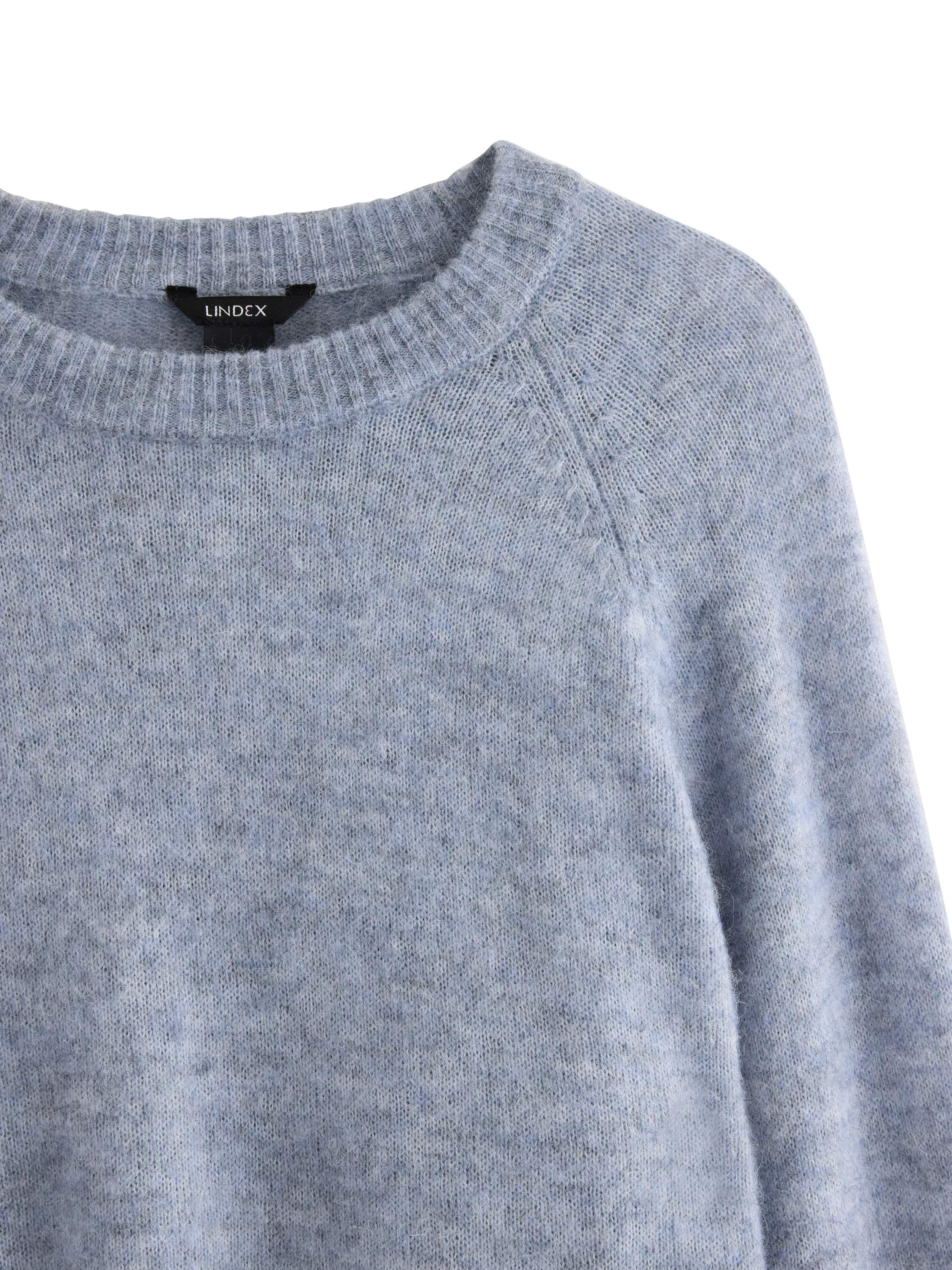 Finstrikket genser i myk ullblandin