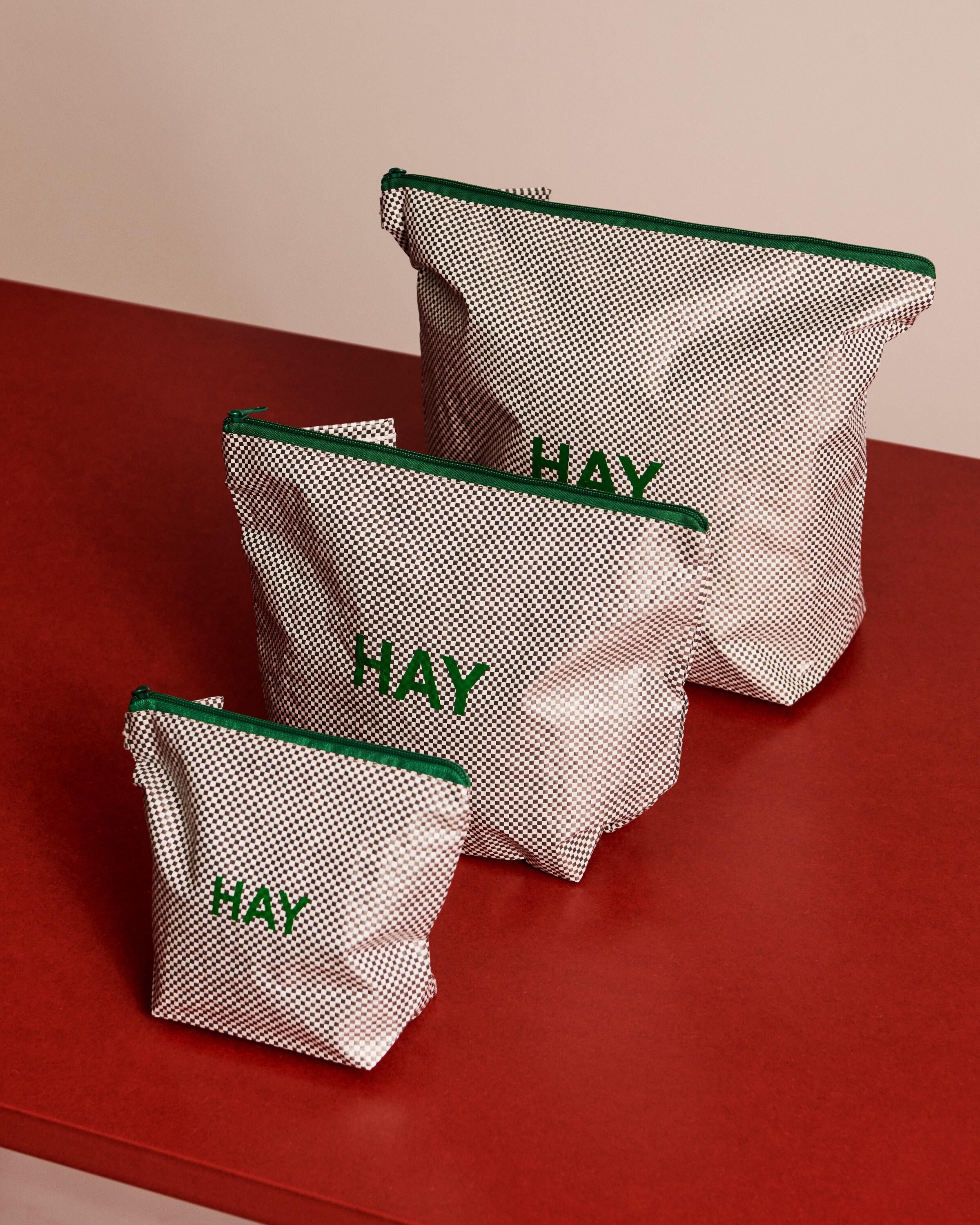 Candy Mono Wash Bag-Wash Set of 3-G