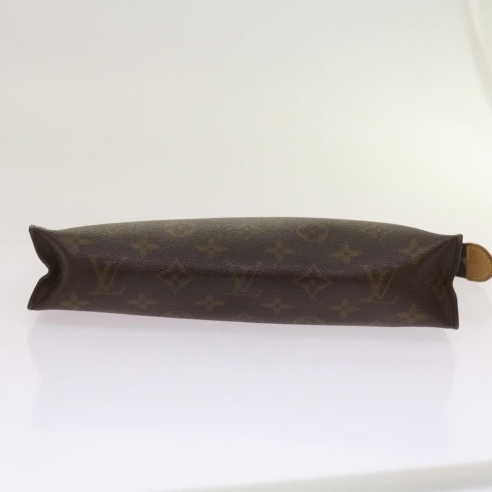 Louis Vuitton Poche Toilette