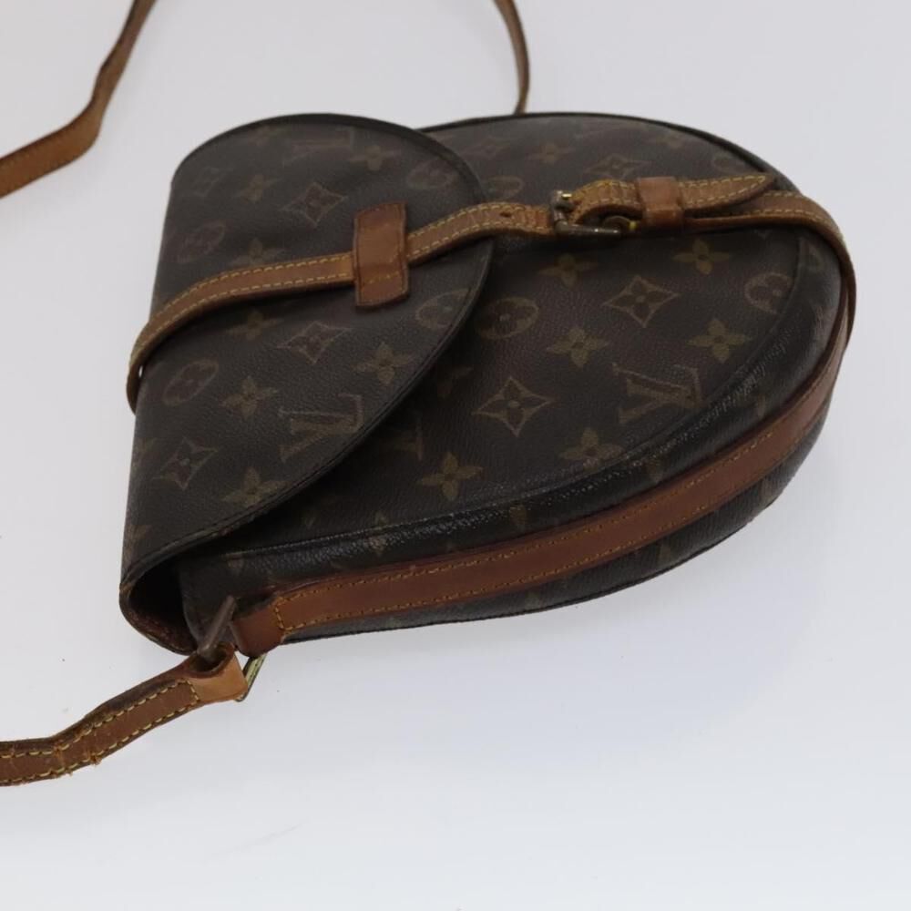Louis Vuitton Chantilly
